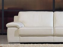 Sofá de couro branco